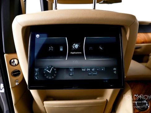 Used 2020 Rolls-Royce Cullinan AWD/4WD image 20