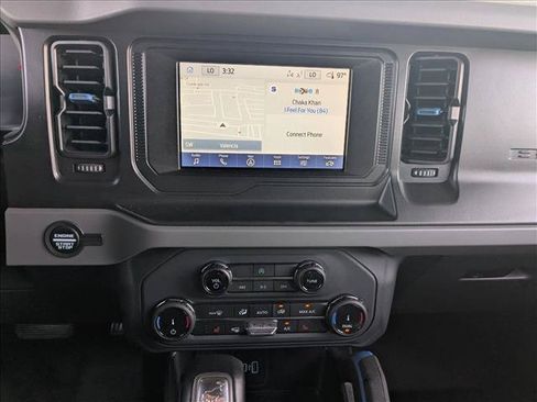 Used 2022 Ford Bronco Black Diamond AWD/4WD image 14