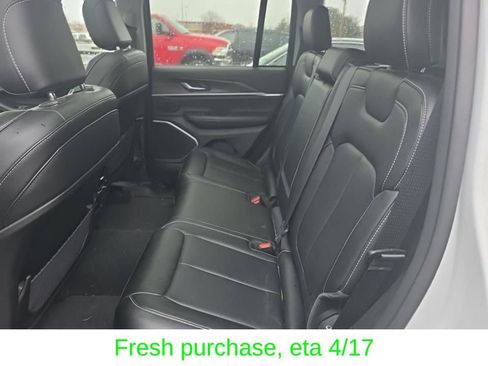 Used 2022 Jeep Grand Cherokee Limited 4xe image 5