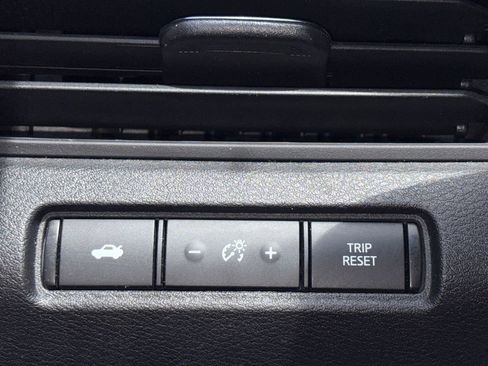Certified 2023 Nissan Altima 2.5 SR FWD image 19