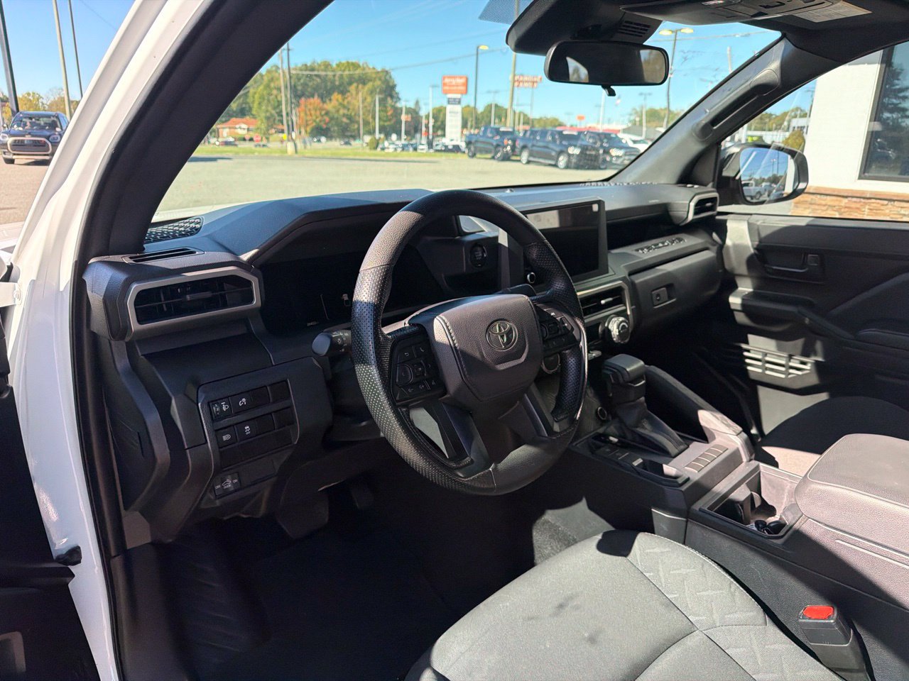 Used 2025 Toyota Tacoma SR RWD image 4