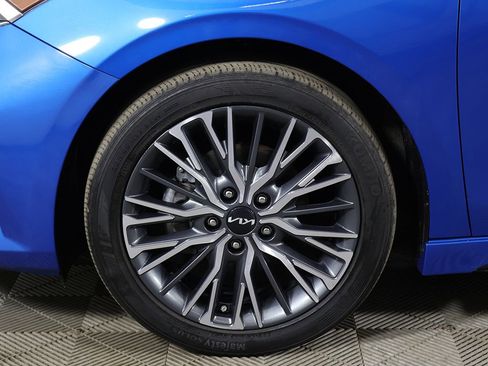 Used 2023 Kia Forte GT-Line w/ GT-Line Premium Package image 22