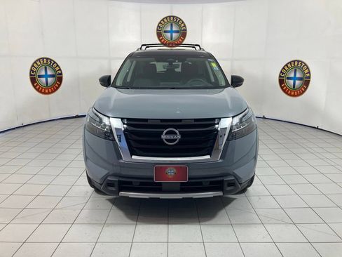 Used 2025 Nissan Pathfinder Platinum w/ Cargo Package AWD/4WD image 20