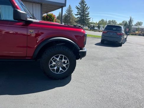 Used 2025 Ford Bronco Badlands AWD/4WD image 13