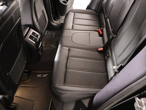 Used 2024 BMW X3 sDrive30i image 13