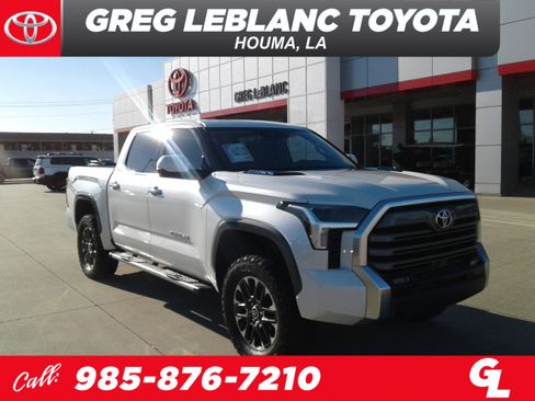 Used 2022 Toyota Tundra Limited image 1