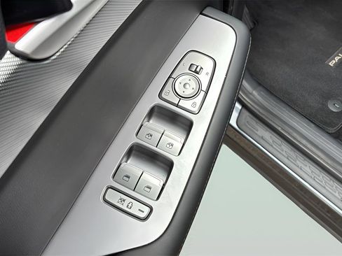 Used 2024 Hyundai Palisade SEL w/ Premium Package image 23