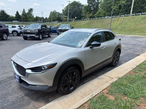 Used 2024 MAZDA CX-30 AWD 2.5 S w/ Select Sport Pkg image 3