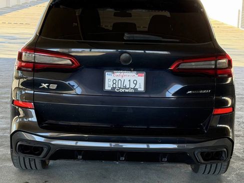 Used 2019 BMW X5 xDrive50i w/ M Sport Package image 38