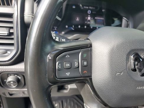 Used 2023 RAM 1500 Limited AWD/4WD image 19