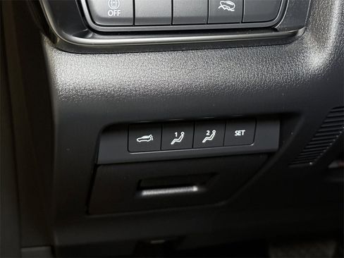 Used 2023 MAZDA CX-30 AWD 2.5 S w/ Premium Package image 34