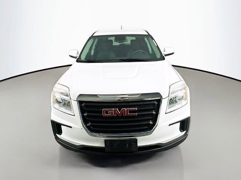 Used 2016 GMC Terrain SLE FWD image 2