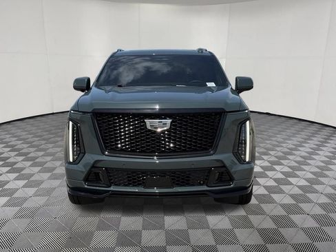 Used 2026 Cadillac Escalade ESV V w/ LPO, ONYX Package AWD/4WD image 3