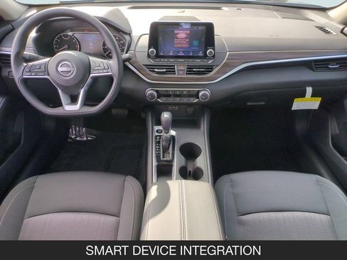 New 2026 Nissan Altima 2.5 SV FWD image 13