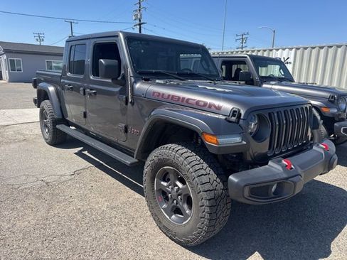 Used 2022 Jeep Gladiator Rubicon w/ LED Lighting Group AWD/4WD image 3