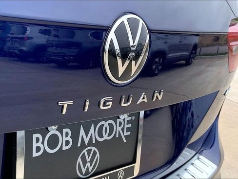 Used 2024 Volkswagen Tiguan Wolfsburg Edition image 8