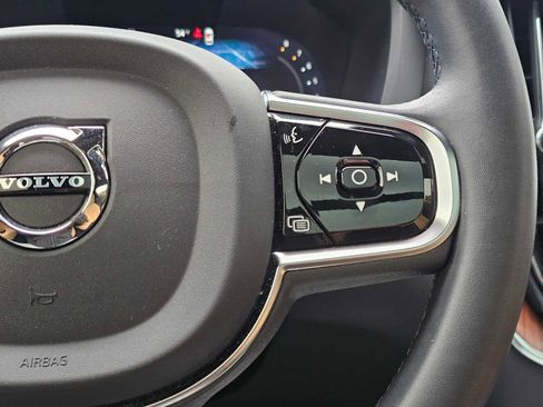 Used 2024 Volvo XC60 B5 Ultimate w/ Protection Package Premier image 31