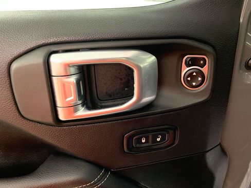 Used 2023 Jeep Gladiator Overland w/ LED Lighting Group image 14