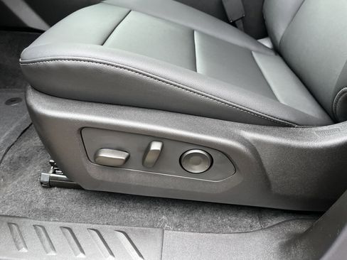 New 2026 GMC Canyon Elevation w/ Convenience Package image 23