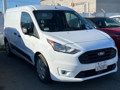 Used 2022 Ford Transit Connect XLT image 3