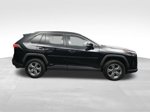 Used 2023 Toyota RAV4 XLE w/ XLE Grade Weather Package AWD/4WD image 6