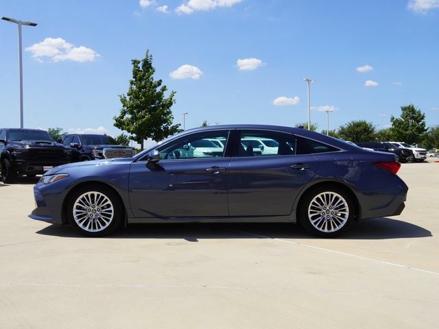 Used 2020 Toyota Avalon Limited w/ Advanced Safety Package FWD image 6