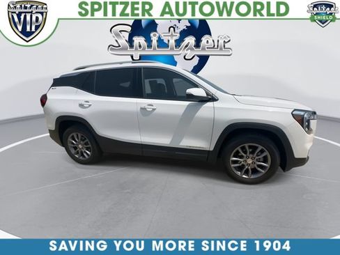 Used 2023 GMC Terrain SLT AWD/4WD image 11