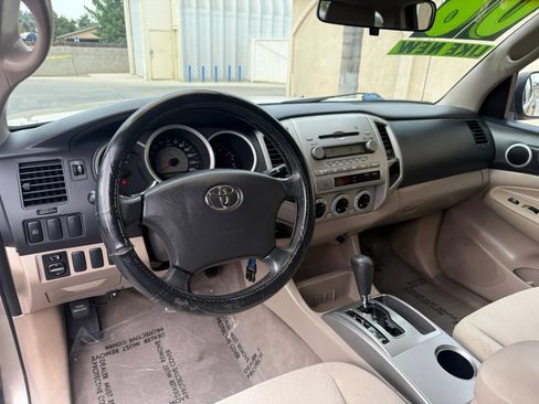 Used 2006 Toyota Tacoma PreRunner RWD image 11