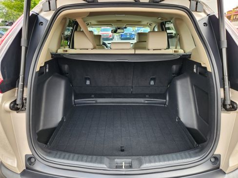 Used 2019 Honda CR-V Touring image 20