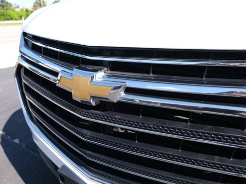 Used 2018 Chevrolet Traverse LT FWD image 10