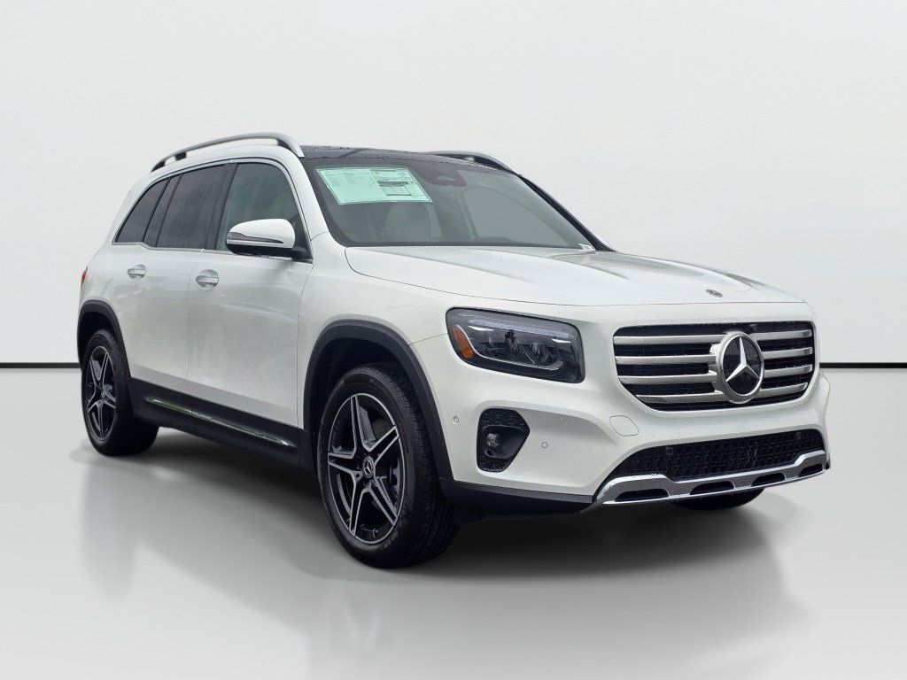 New 2026 Mercedes-Benz GLB 250 4MATIC image 7
