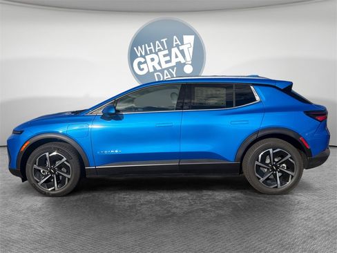 New 2026 Chevrolet Equinox EV LT image 7