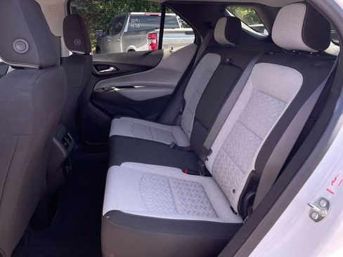 Used 2024 Chevrolet Equinox LS w/ LS Convenience Package FWD image 24