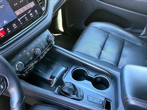 Certified 2025 Dodge Durango R/T AWD/4WD image 11