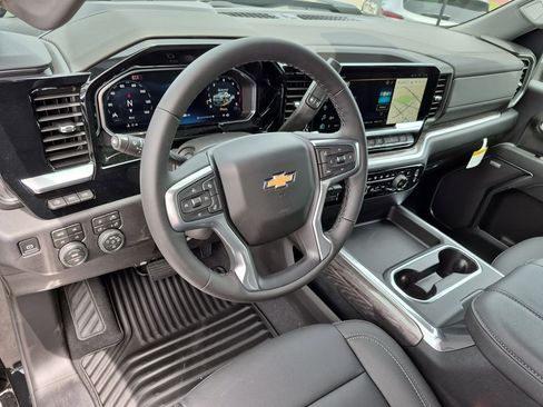 New 2026 Chevrolet Silverado 2500 LTZ w/ LTZ Premium Package AWD/4WD image 10