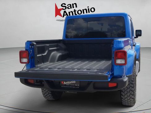 New 2025 Jeep Gladiator Sport AWD/4WD image 27