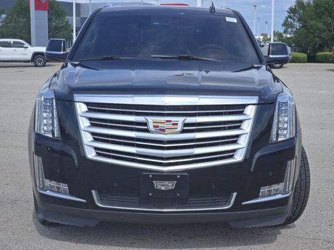 Used 2016 Cadillac Escalade Platinum AWD/4WD image 12