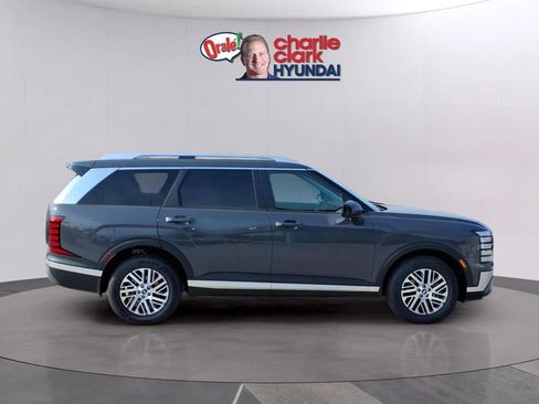 New 2026 Hyundai Palisade SEL FWD image 6