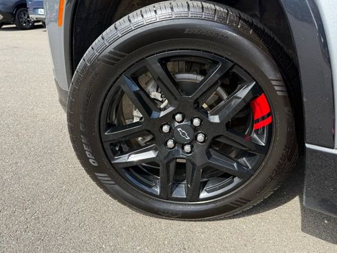 Used 2023 Chevrolet Traverse Premier w/ Redline Edition AWD/4WD image 33