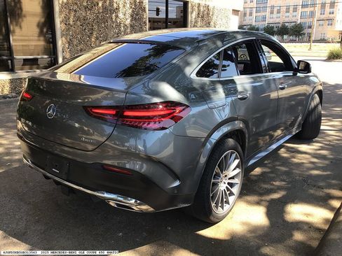 Used 2025 Mercedes-Benz GLE 450 4MATIC Coupe image 5