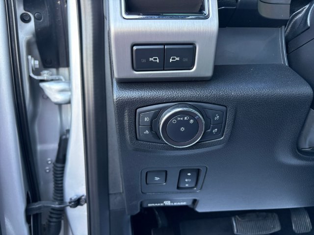 Used 2019 Ford F250 Platinum w/ FX4 Off-Road Package AWD/4WD image 7