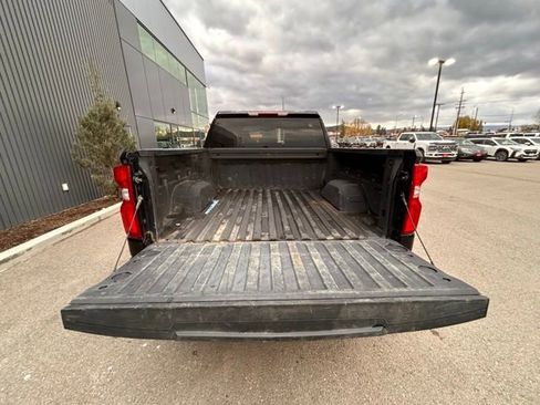 Used 2022 Chevrolet Silverado 1500 LT Trail Boss image 12