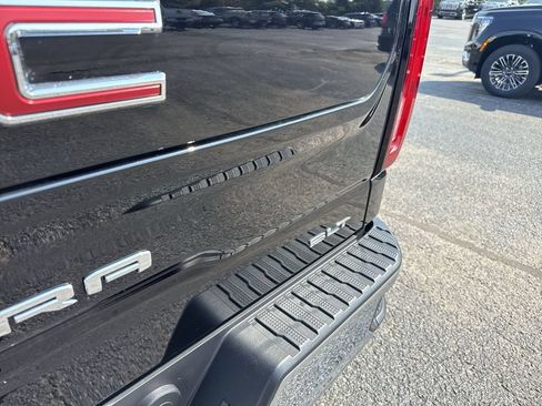 Certified 2025 GMC Sierra 1500 SLT w/ SLT Premium Package RWD image 39