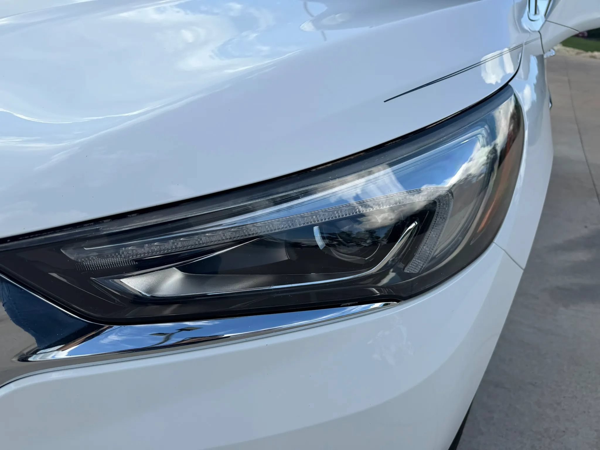 Used 2019 Buick Enclave Essence FWD image 65