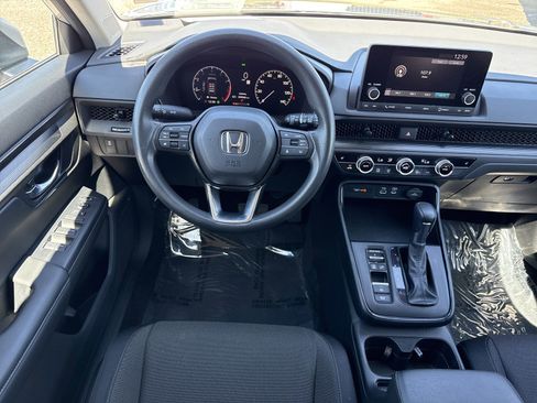 Used 2024 Honda CR-V EX image 15