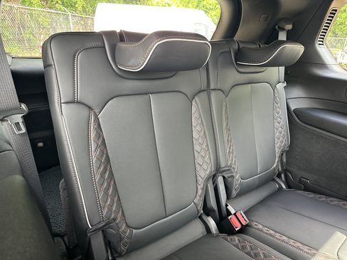 Used 2025 Jeep Grand Cherokee L Summit AWD/4WD image 20