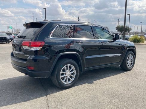 Used 2021 Jeep Grand Cherokee Laredo X image 5