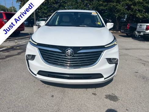 Used 2023 Buick Enclave Essence w/ Trailering Package, 5000 lbs. FWD image 12