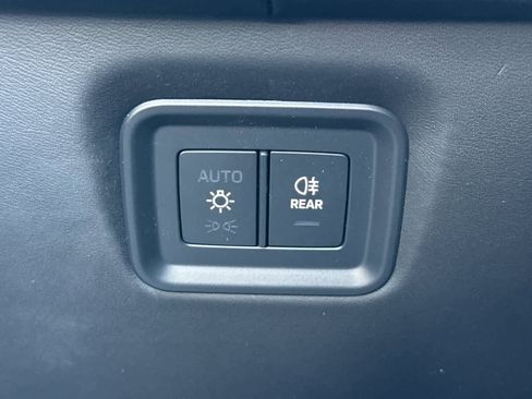 New 2026 Porsche Cayenne GTS image 31