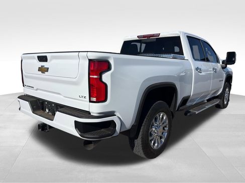 Used 2024 Chevrolet Silverado 3500 LTZ w/ LTZ Plus Package image 5